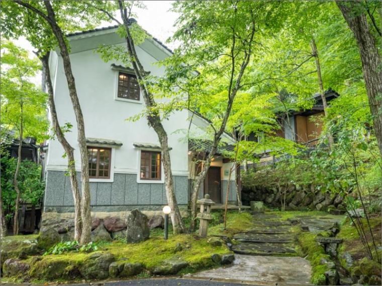 Nihon-No-Ashitaba Hotel Yufu Quarto foto